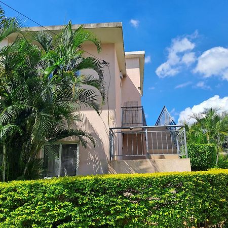 Appartement Paisible Avec Jardin & Piscine Albion Exterior foto